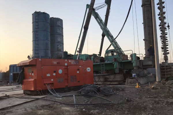 平武如何检查发电机组燃油系统的密封性？