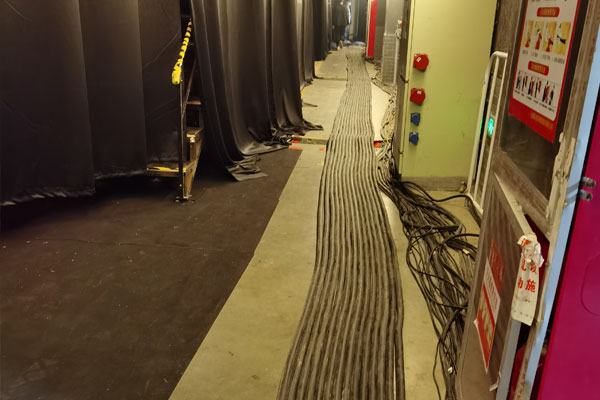 平武柴油发电机组的输出电压可以调节到哪些范围？